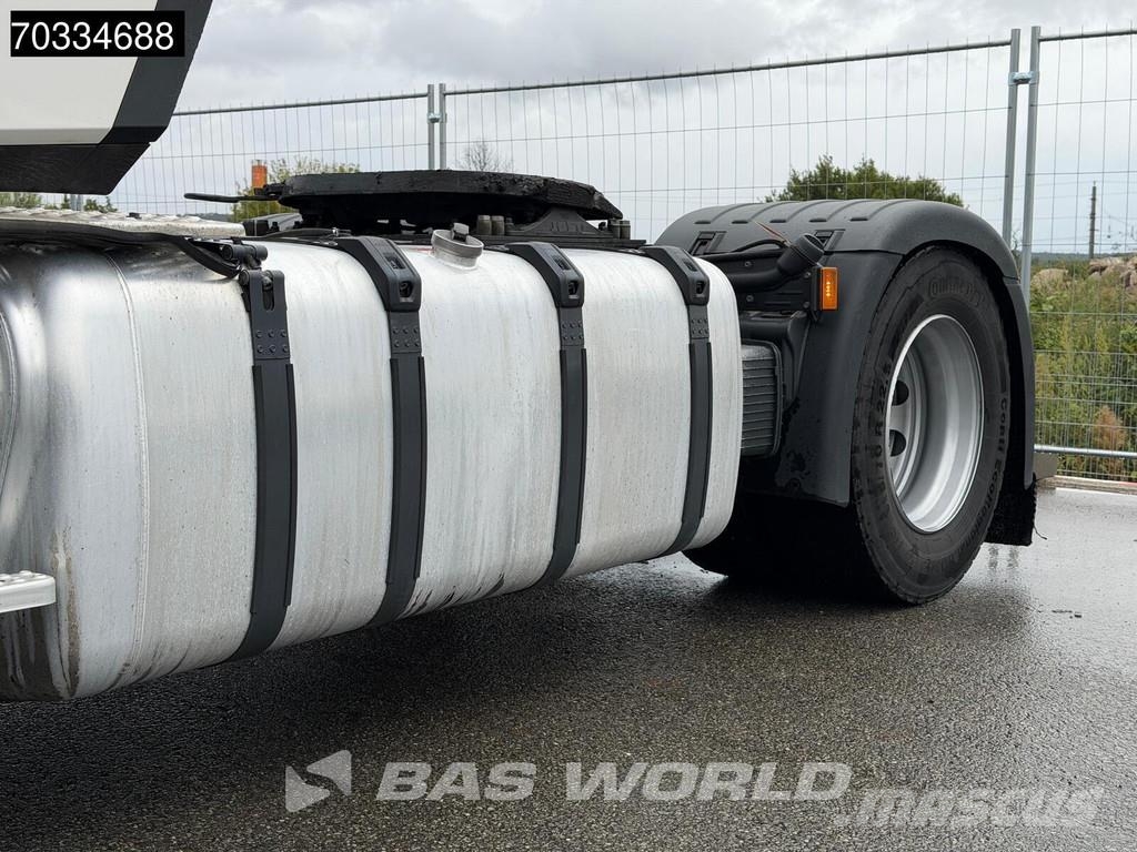 Scania R460 4X2 Retarder 2x Tanks ACC PTO Navi Влекачи