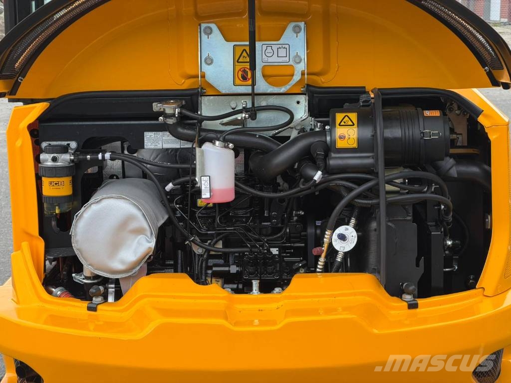 JCB 35 Z-1 / Rototilt + kahvat / Ilmastointi / LED / Minikoparki