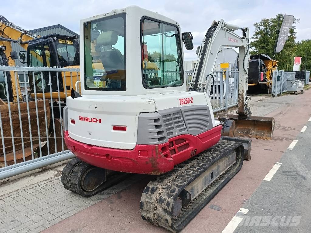 Takeuchi TB 250 5 ton rups graafmachine excavator bagger Εκσκαφάκι (διαβολάκι) < 7t