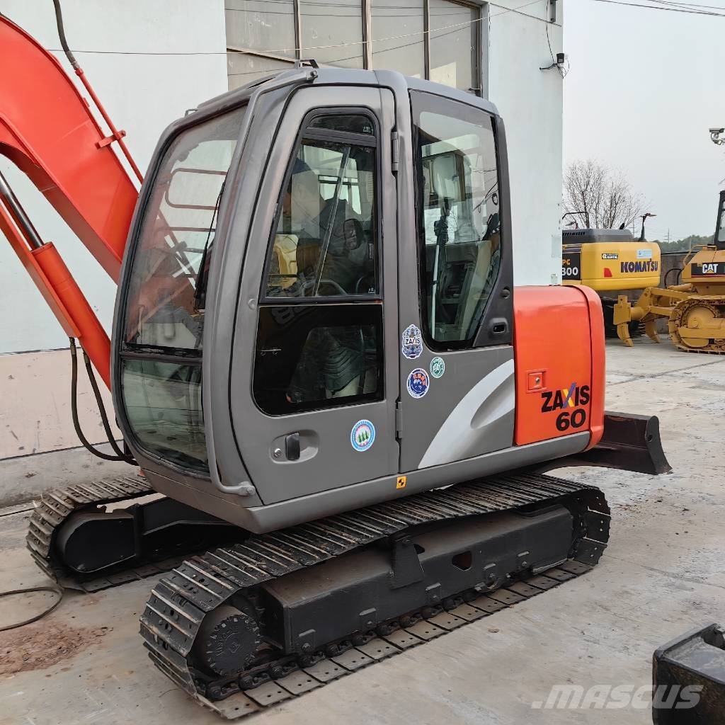 Hitachi ZX 60 Mini bageri <7t