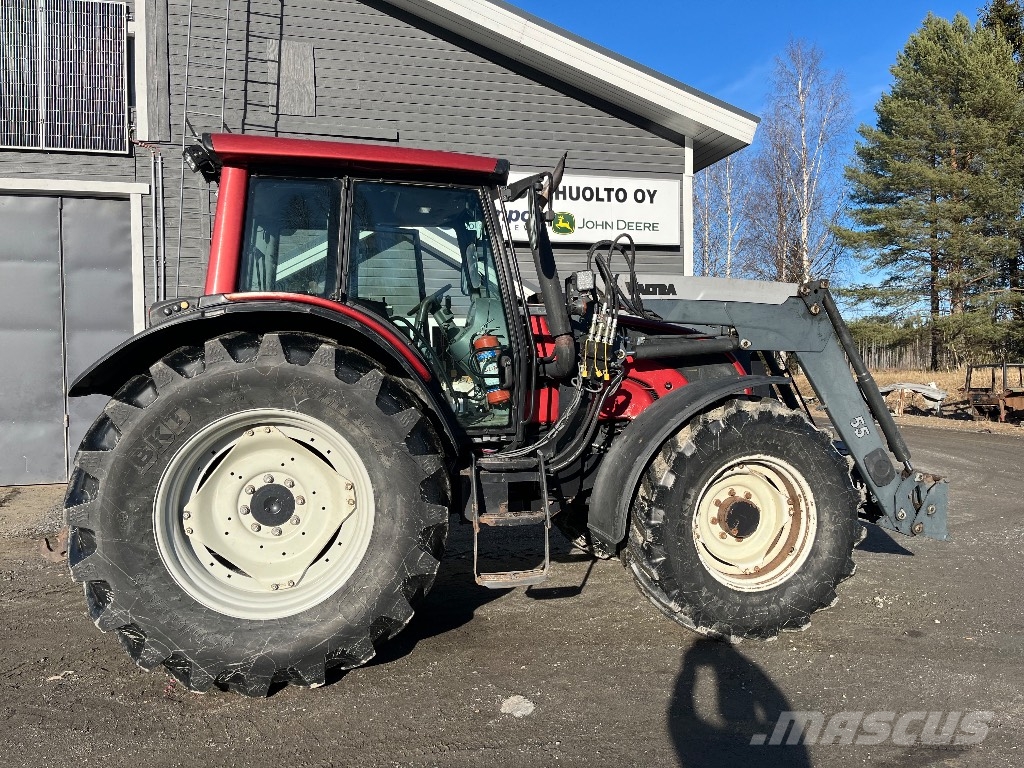 Valtra N 141 拖拉机/农用车