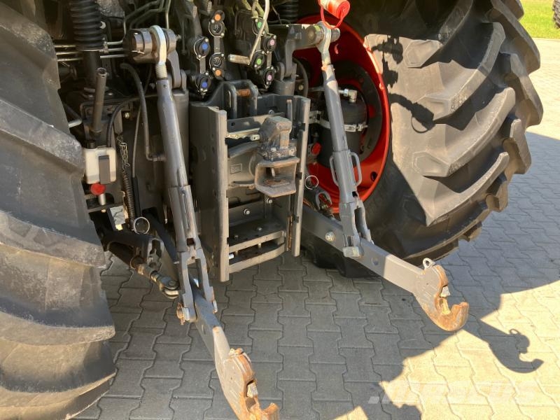 CLAAS ARION 650 T3b Tractoren