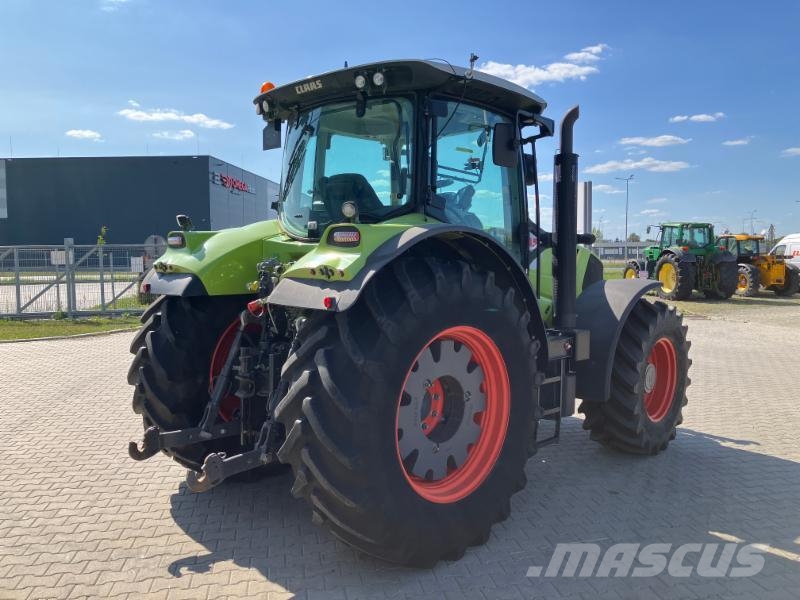 CLAAS ARION 650 T3b Tractoren
