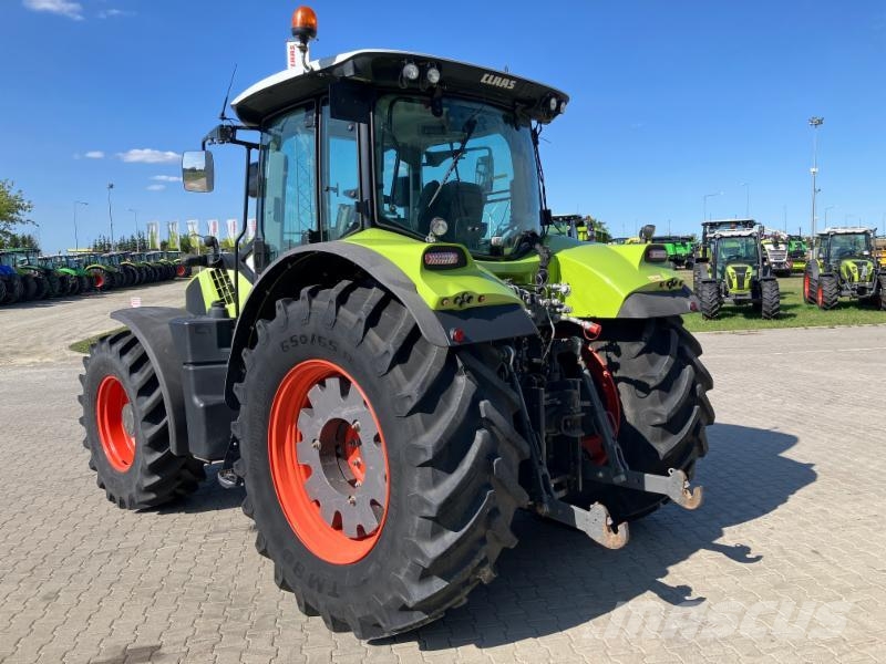 CLAAS ARION 650 T3b Tractoren