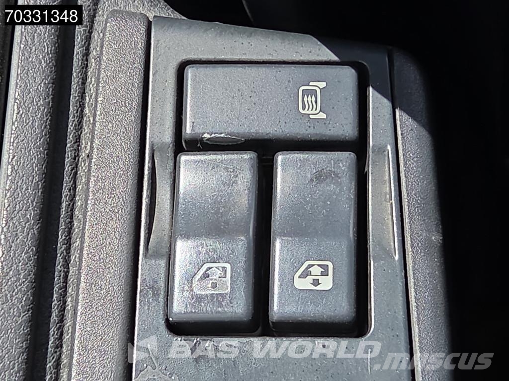 Renault D 280 D 4X2 12 toneladas automático 1.500kg Plataf Camiones con caja de remolque