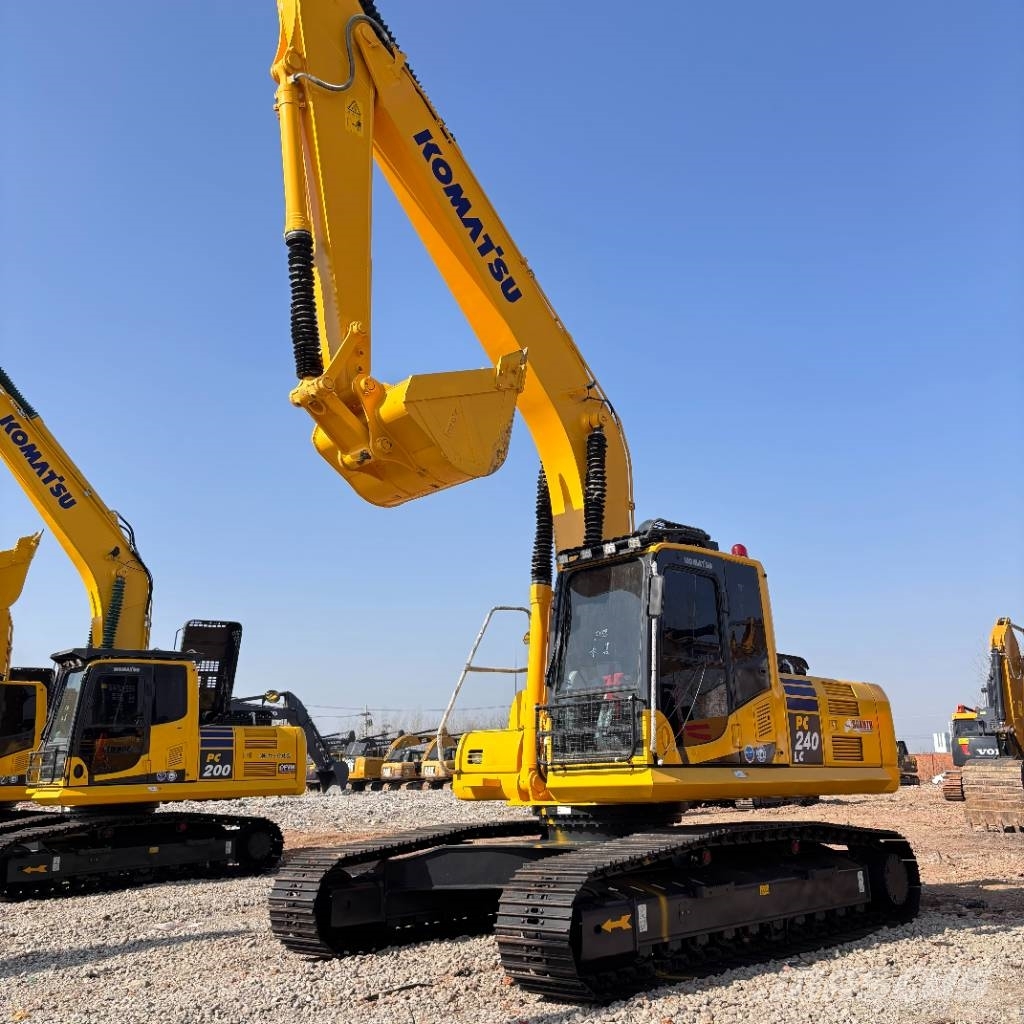 Komatsu 240-8 Escavadeiras de esteiras