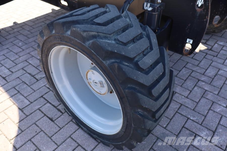 Genie Z62/40 Diesel, 4x4 Drive, 20.9 m Working Height, 1 Plataformas con brazo de elevación manual