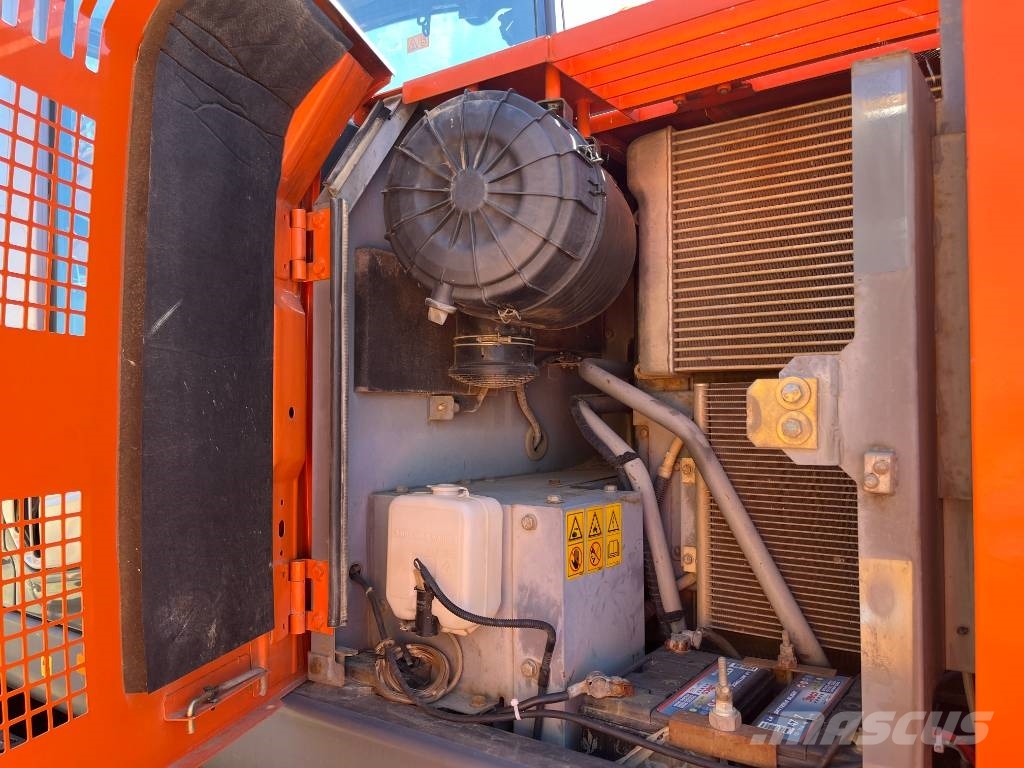 Hitachi ZX140W Wielgraafmachines
