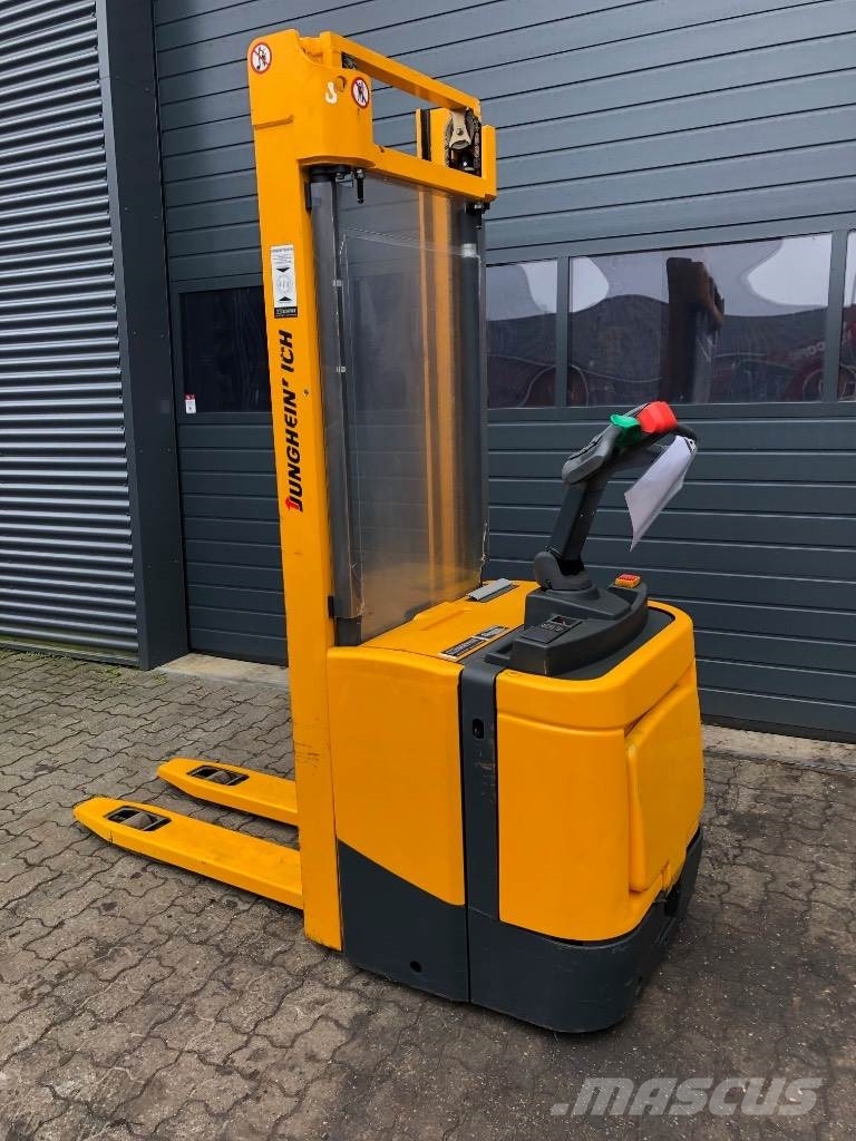 Jungheinrich ERC Z12 Stand-in stackers