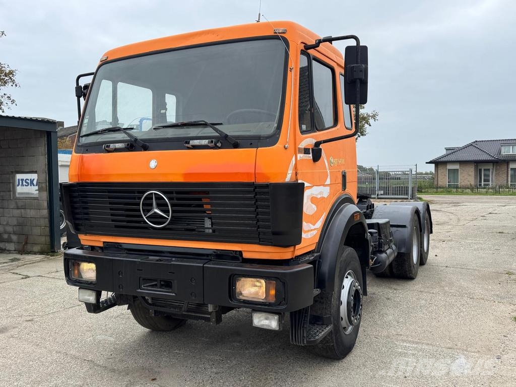 Mercedes-Benz SK 2650 V8 Heavy Duty Tractor - 6x4 - Full Spring Vilcēji