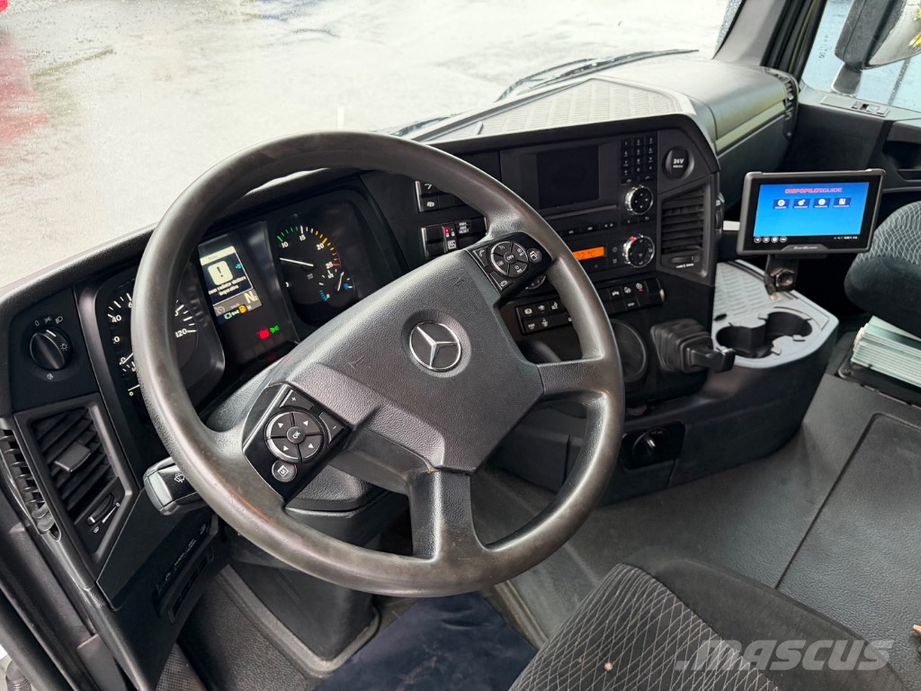 Mercedes-Benz Arocs 3258 Camion ampliroll