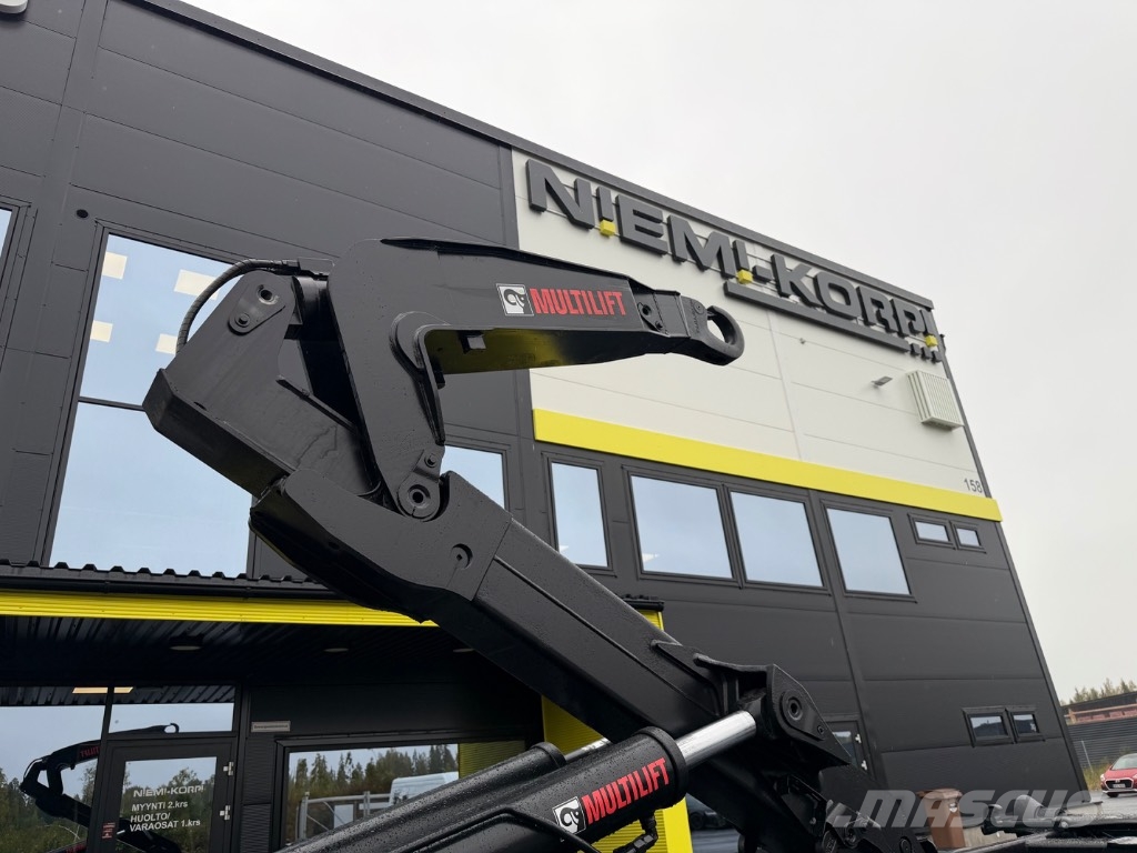 Mercedes-Benz Arocs 3258 Camion ampliroll
