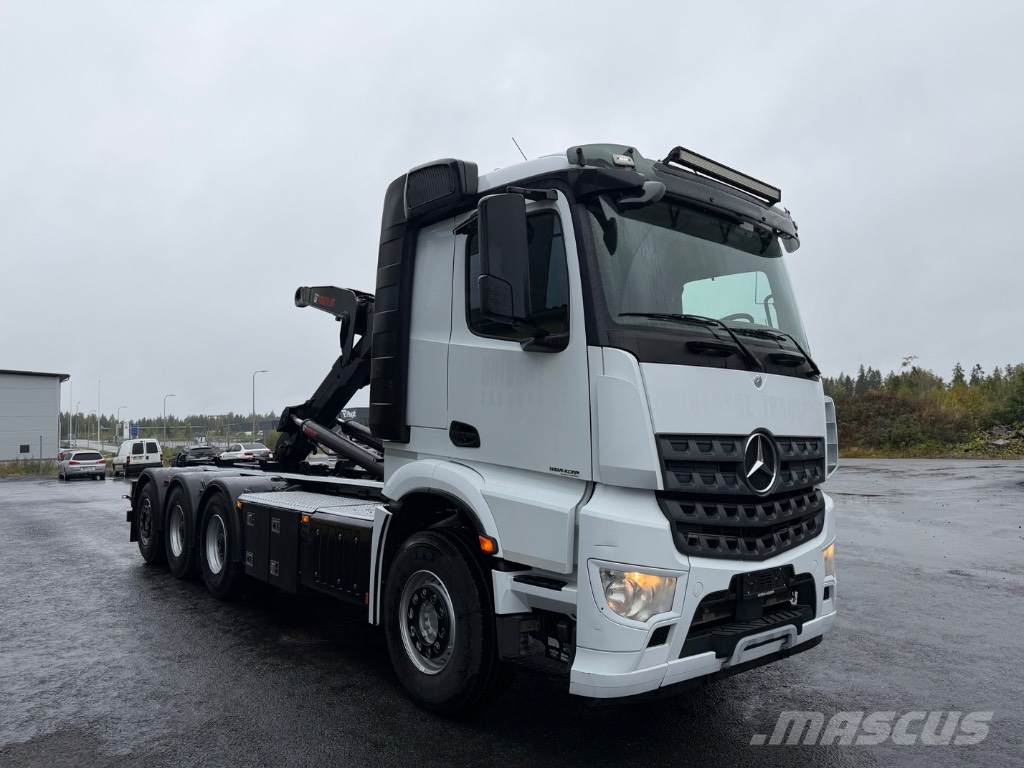Mercedes-Benz Arocs 3258 Camion ampliroll