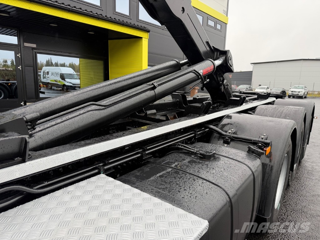 Mercedes-Benz Arocs 3258 Camion ampliroll