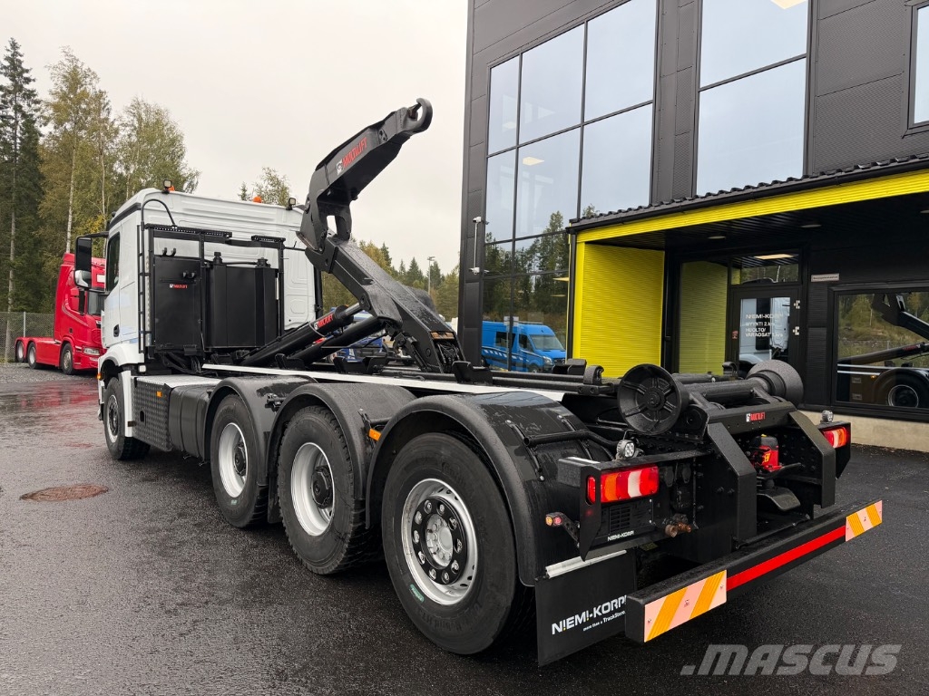 Mercedes-Benz Arocs 3258 Camion ampliroll