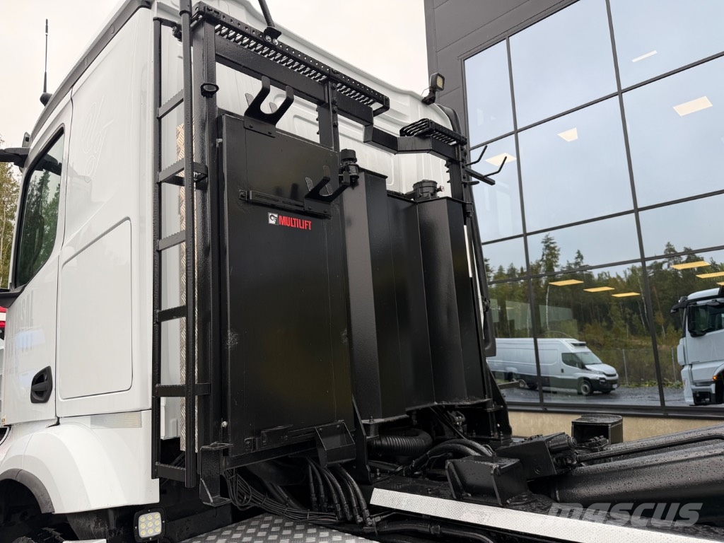 Mercedes-Benz Arocs 3258 Camion ampliroll