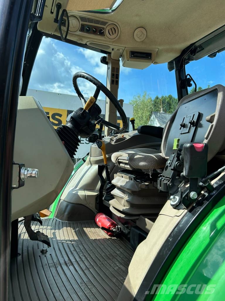 John Deere 5100 M Трактори