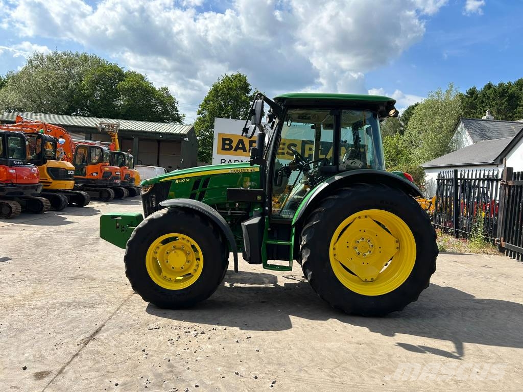 John Deere 5100 M Трактори