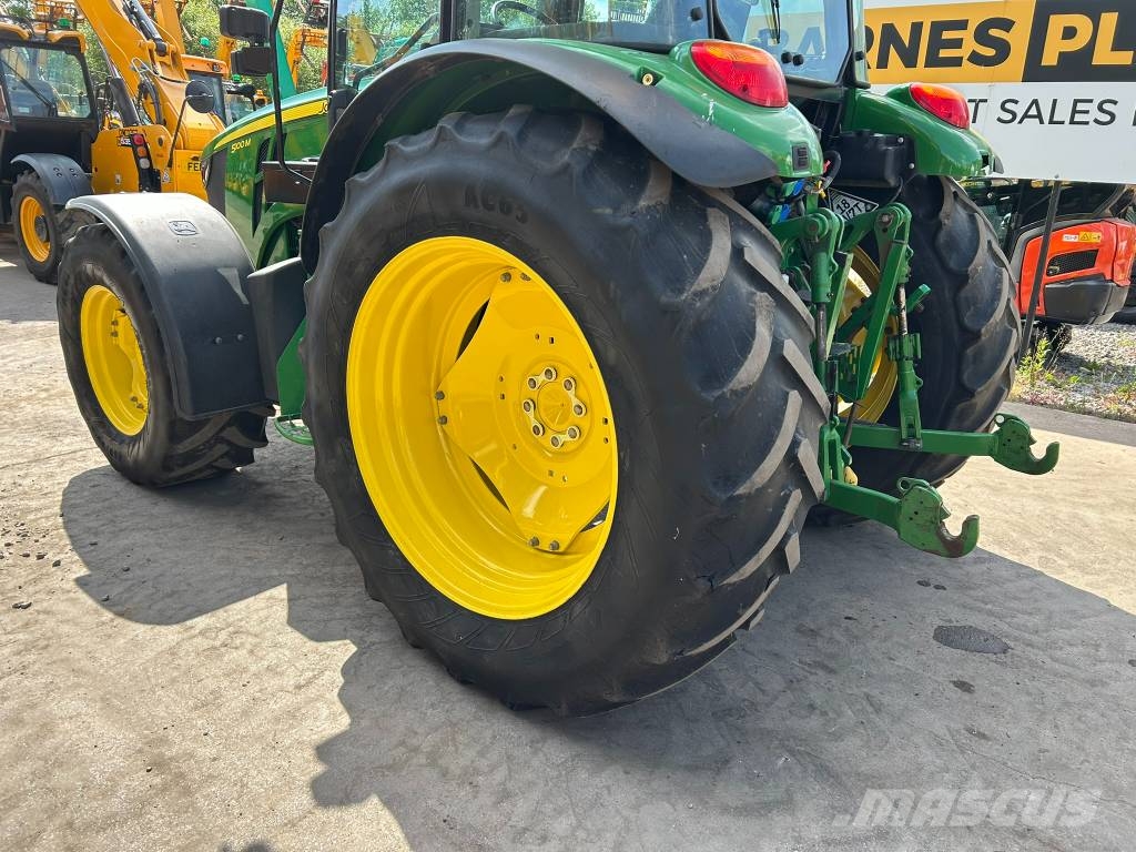John Deere 5100 M Трактори