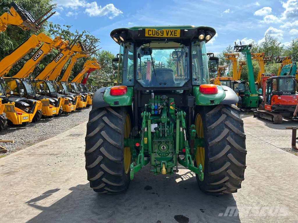 John Deere 5100 M Трактори
