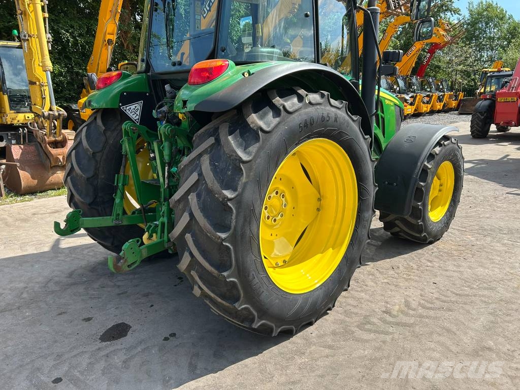 John Deere 5100 M Трактори
