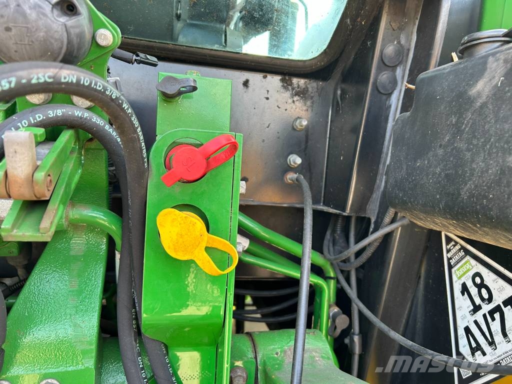 John Deere 5100 M Трактори
