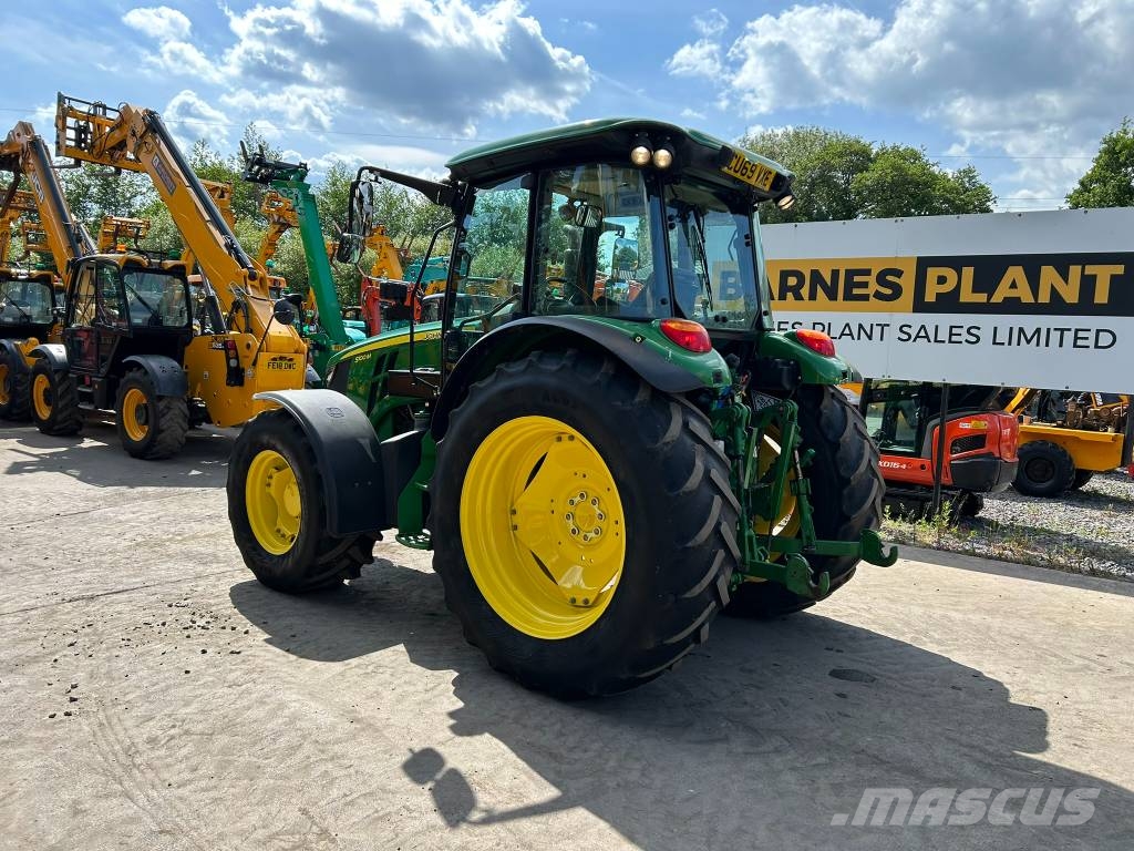 John Deere 5100 M Трактори