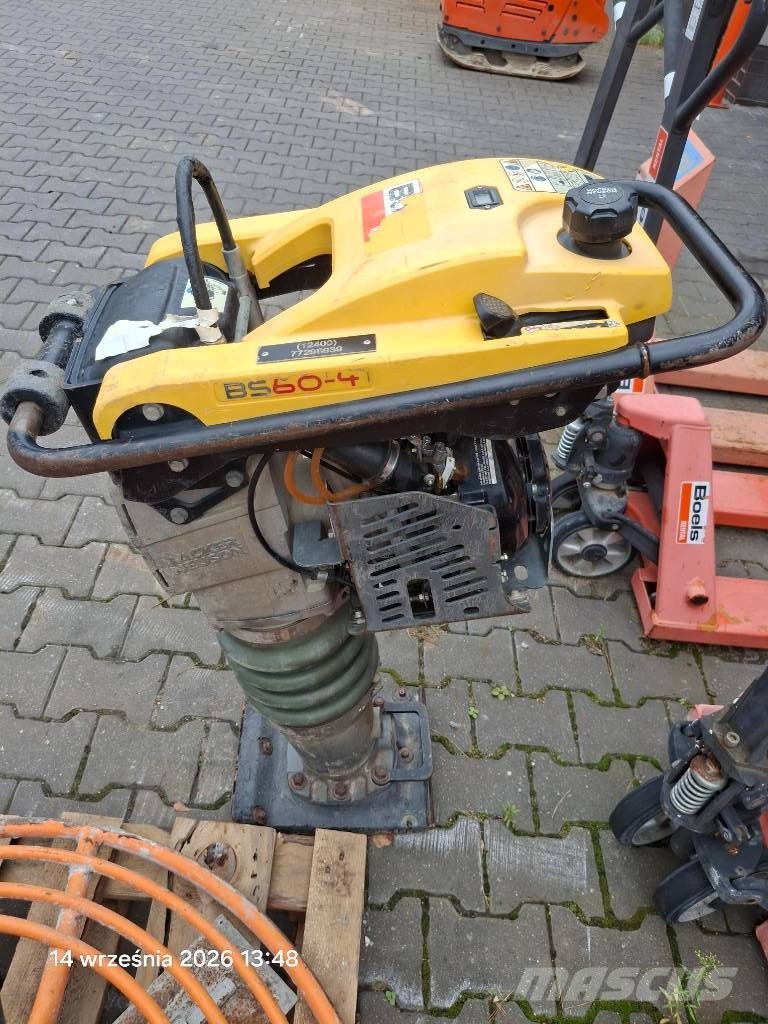 Wacker Neuson BS 60-4 S دكاكات أفقية