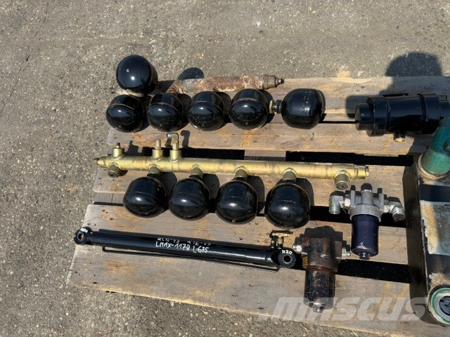 Volvo A 40 D USED HYDRAULIC PARTS Hidráulicos