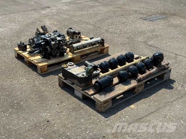 Volvo A 40 D USED HYDRAULIC PARTS Hidráulicos