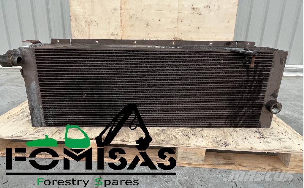 John Deere 1270E/1470E T4 Oil radiator F074927 Radiadores
