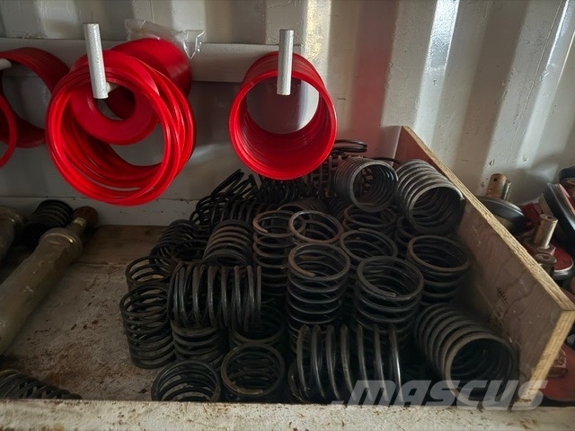 Gardner-Denver Emsco, Ideco, Bomco, HH MUD PUMP COMPLET PARTS Oprema i rezervni dijelovi za bušenje