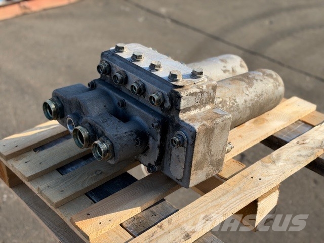 Bomag BC 772 RB USED HYDRAULIC PARTS Waste compactors