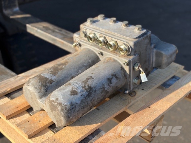 Bomag BC 772 RB USED HYDRAULIC PARTS Waste compactors