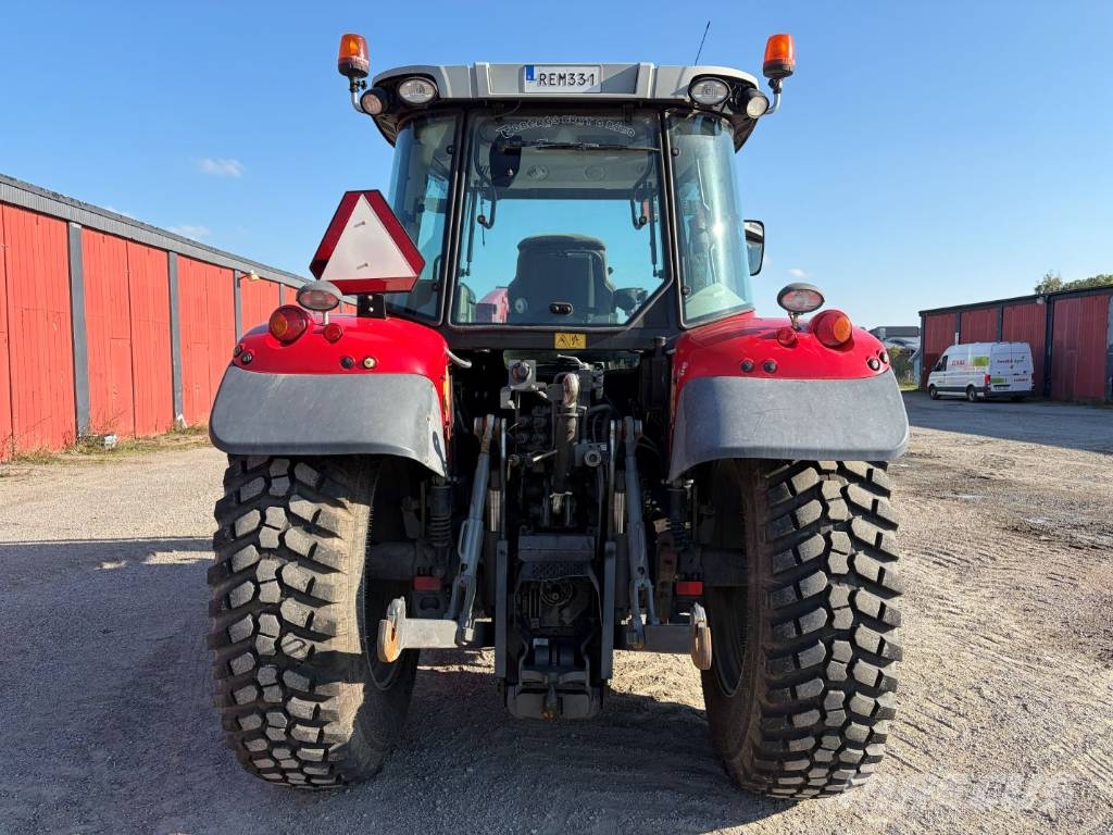 Massey Ferguson 5610 الجرارات