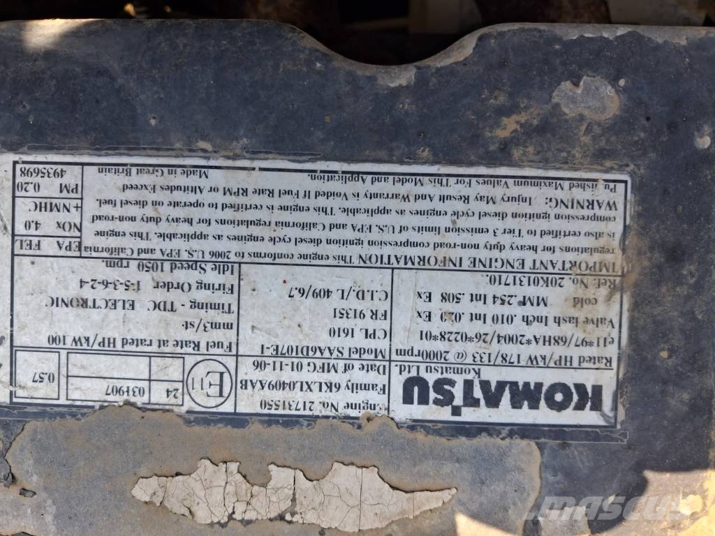 Komatsu PW 220-7 Pyöräkaivukoneet