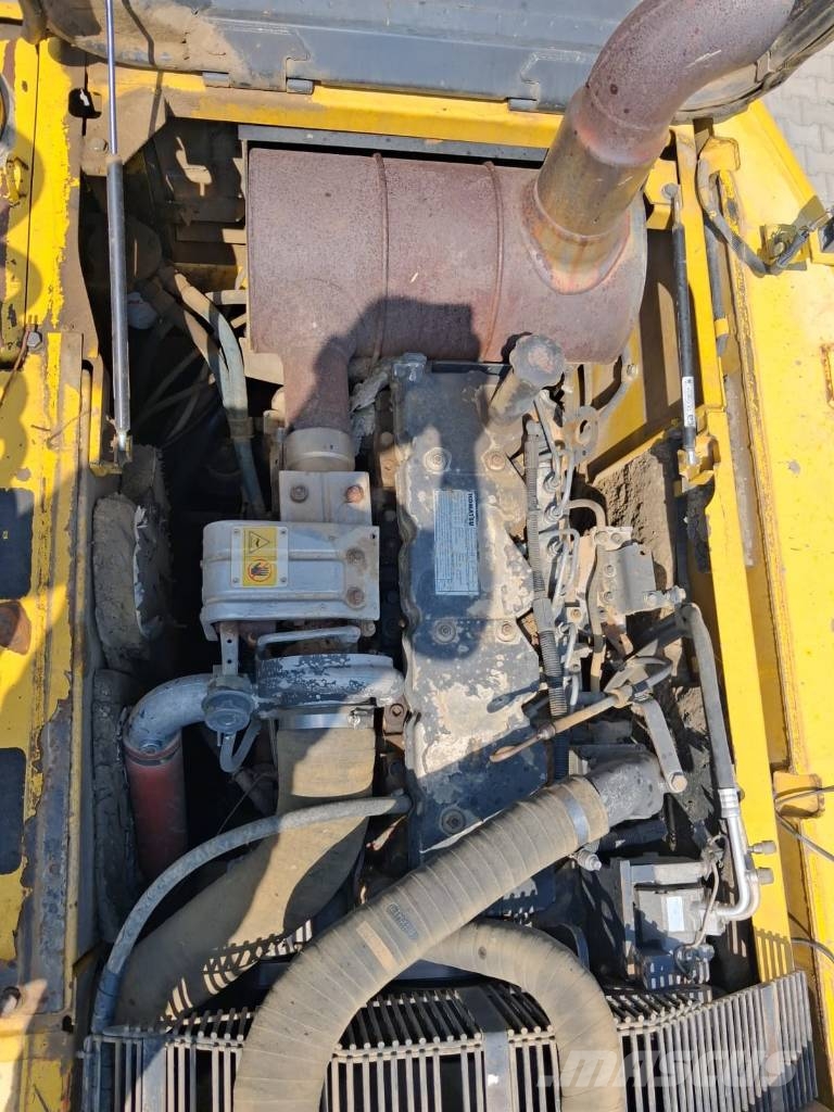Komatsu PW 220-7 Pyöräkaivukoneet