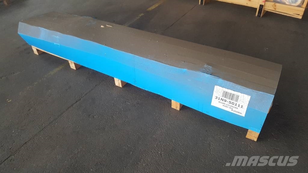 Hyundai Boom Cylinder RH - R320 LC-7, 31N9-50111 Υδραυλικά