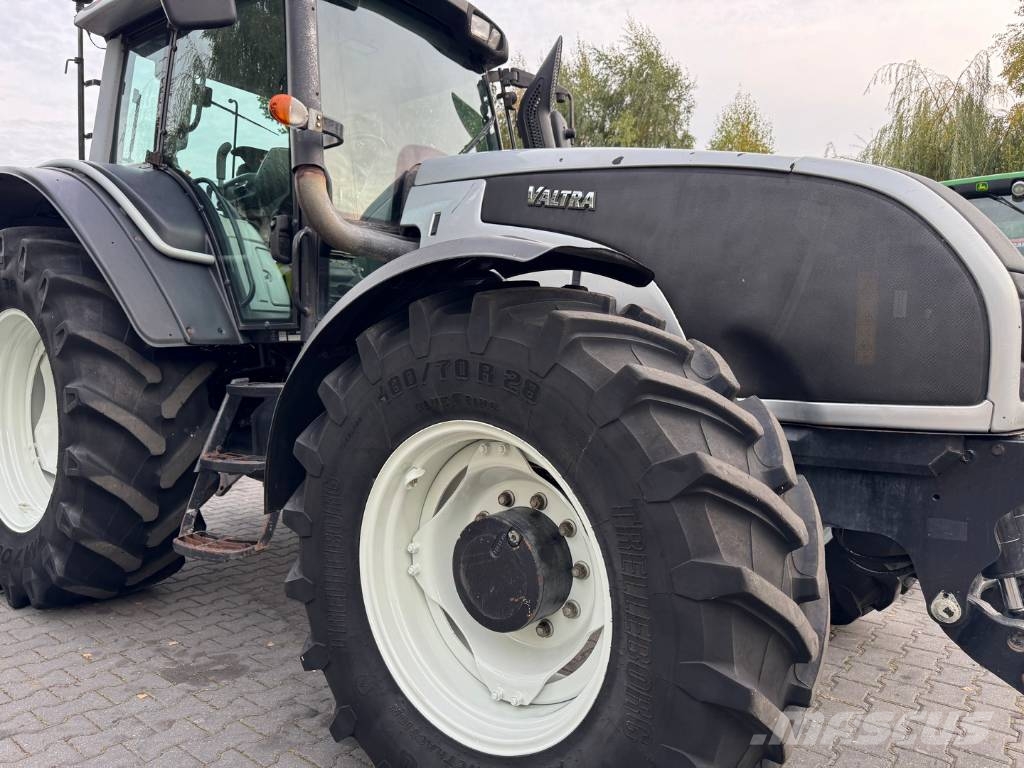 Valtra T151e ADVANCE Traktorer
