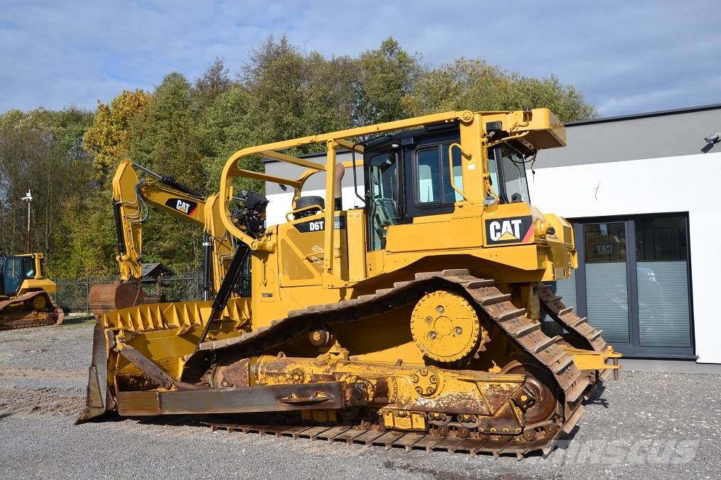CAT D 6 T LGP, SYSTEM ONE Kāpurķēžu buldozeri