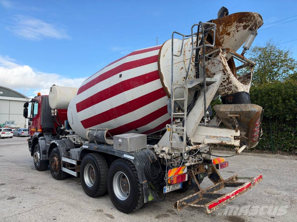 Iveco TRAKKER Автобетоновози
