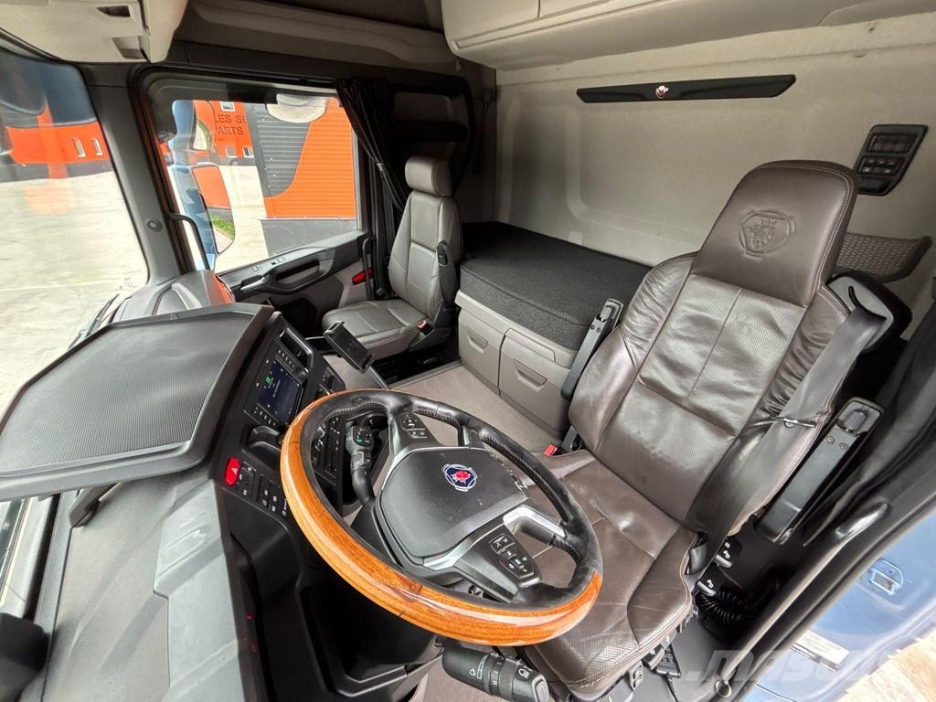 Scania R660 6X4 RETARDER Transportes de madera