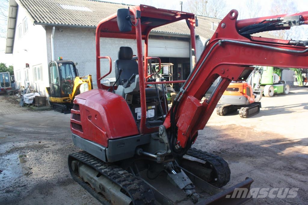 Yanmar SV26 SV26 حفارات صغيرة أقل من 7 طن (حفارات صغيرة)