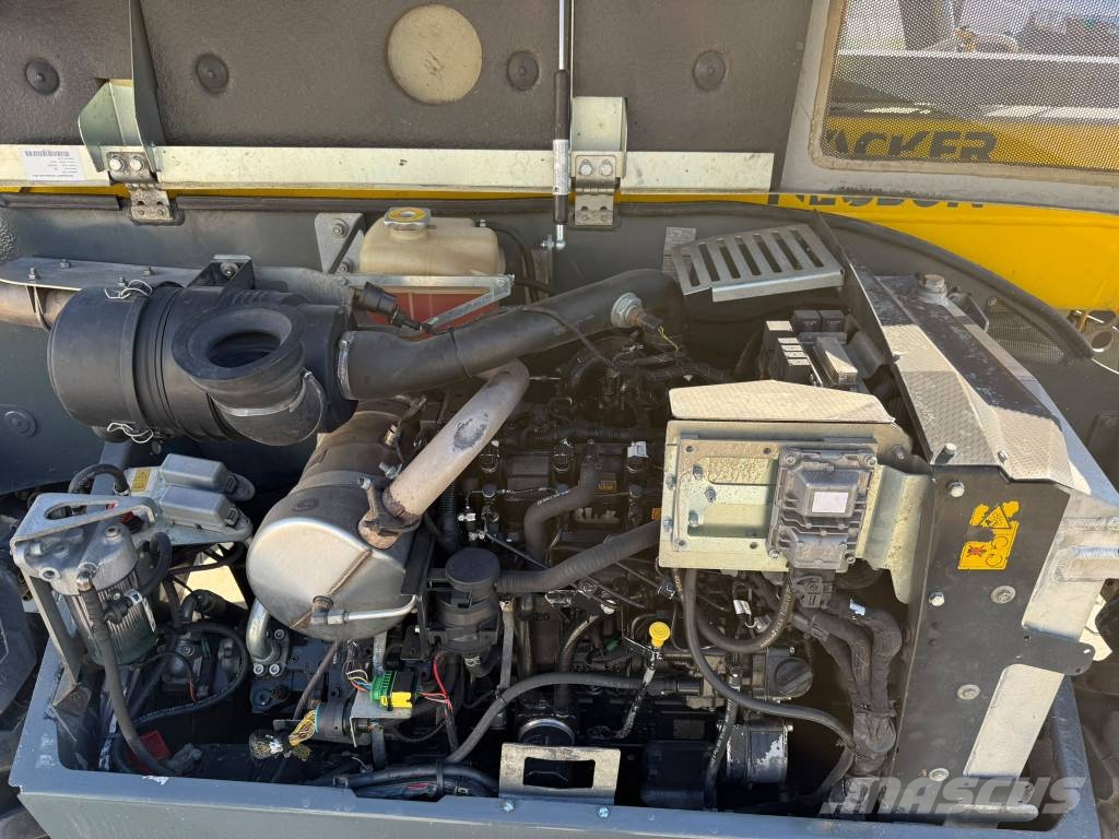 Wacker Neuson TH 522 Teleskopiskie manipulatori