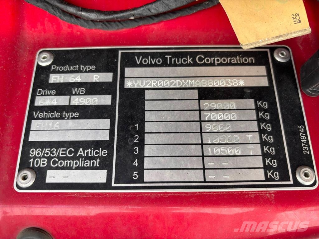 Volvo FH16 650 TANDEM AXLE LIFT / PTO Transportes de madera