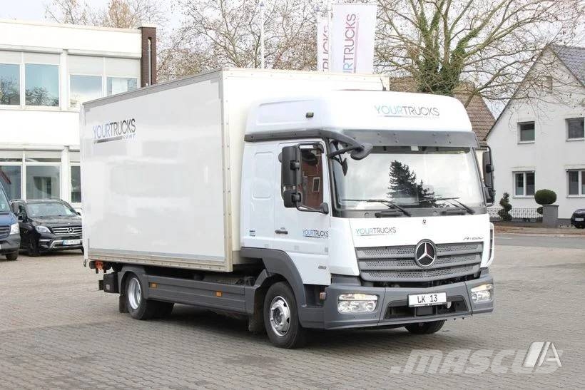 Mercedes-Benz Atego 818 - 8T--010 Camiones con caja de remolque