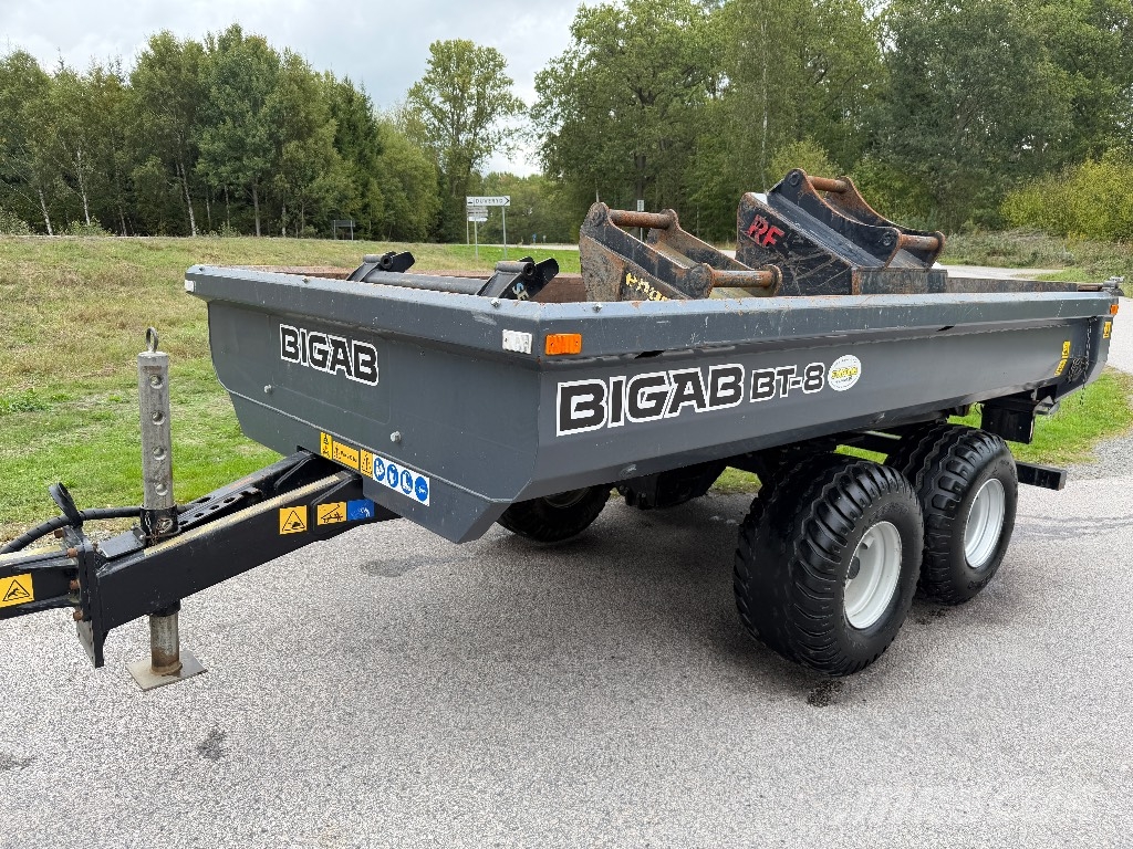 JCB 110 W Hydradig med vagn och mycket redskap Escavatori gommati