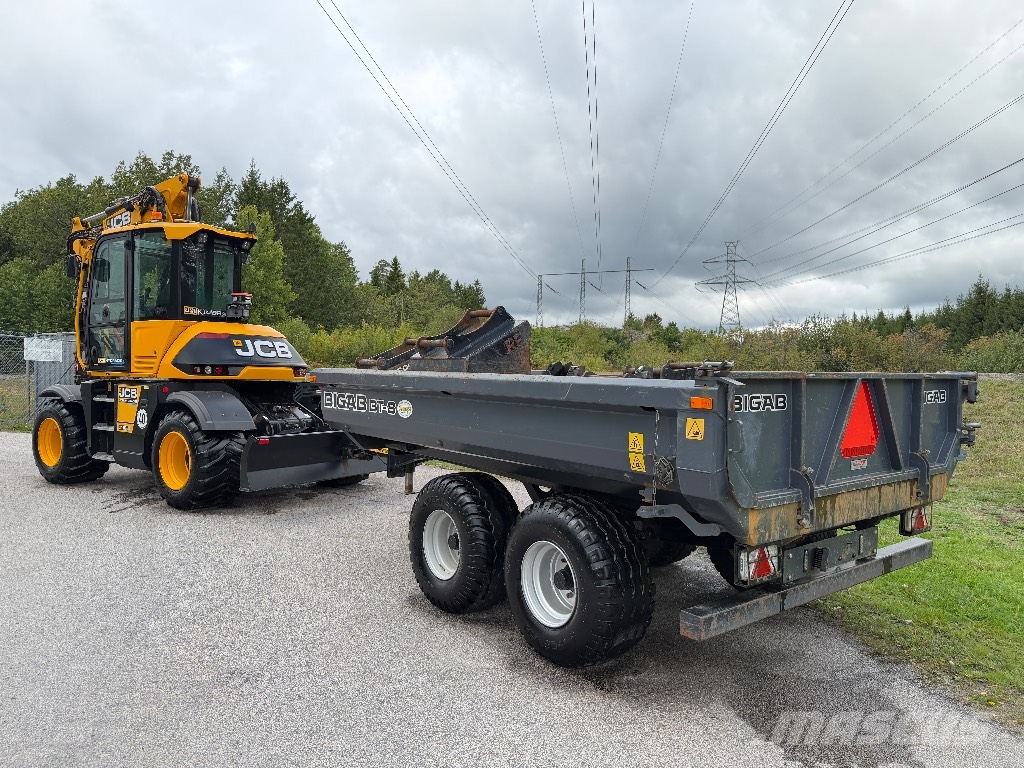 JCB 110 W Hydradig med vagn och mycket redskap Escavatori gommati