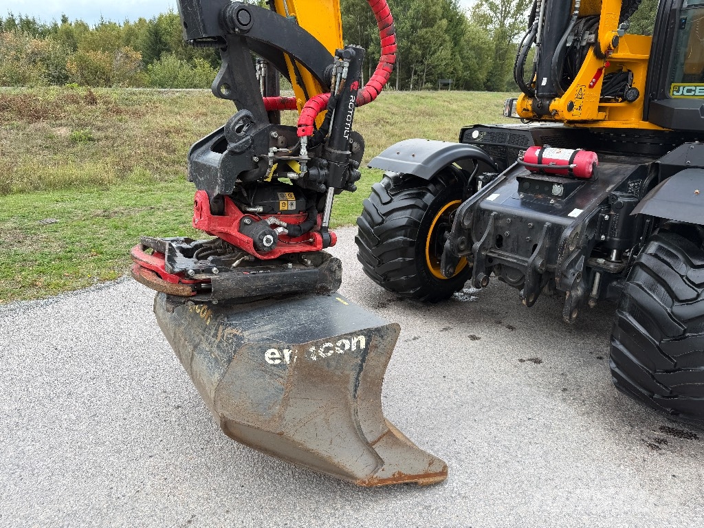 JCB 110 W Hydradig med vagn och mycket redskap Escavatori gommati