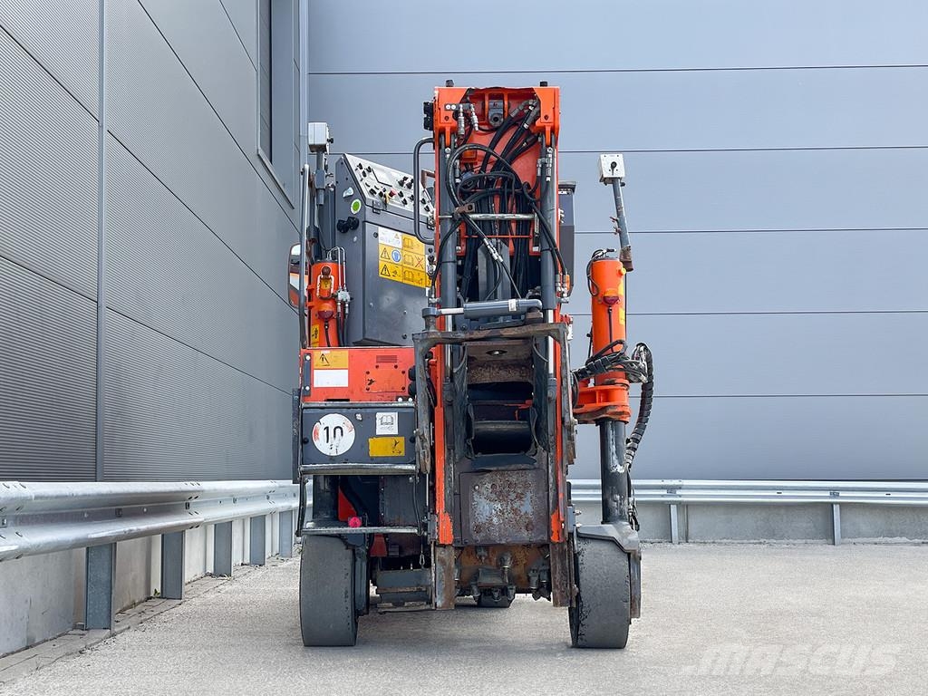 Wirtgen W 50 DC Asphaltfräsen